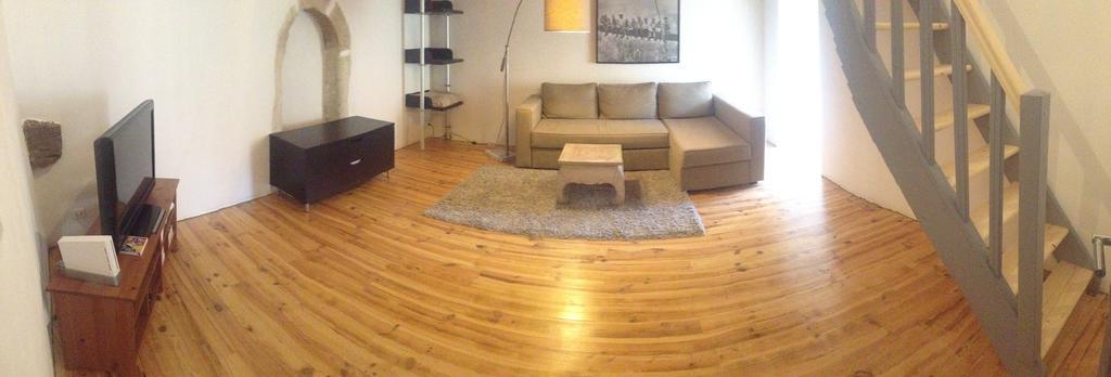 Guesthouse De Cambis B&B Remoulins Esterno foto