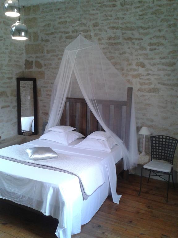 Guesthouse De Cambis B&B Remoulins Camera foto